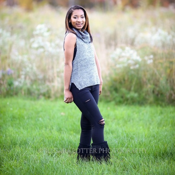 Sleeveless sweater - Picture 2 of 3